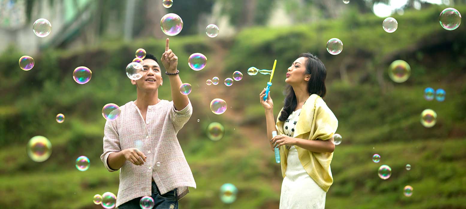 COUPLE-Sagada-CHURCH-FIELD1